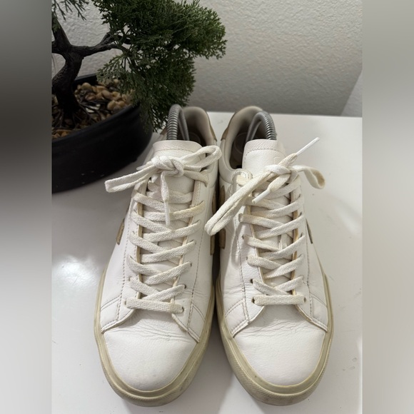 Veja Women's Cream and Tan Sneakers - Picture 2 of 7